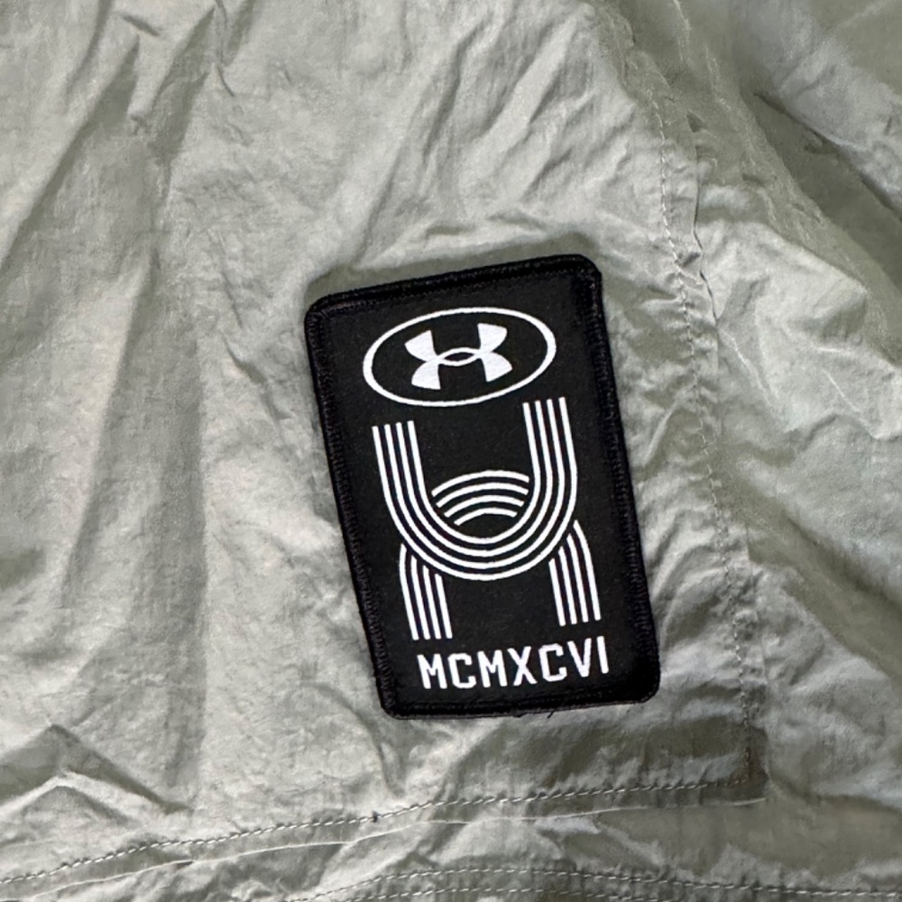 Under Armour Jacket - image 3